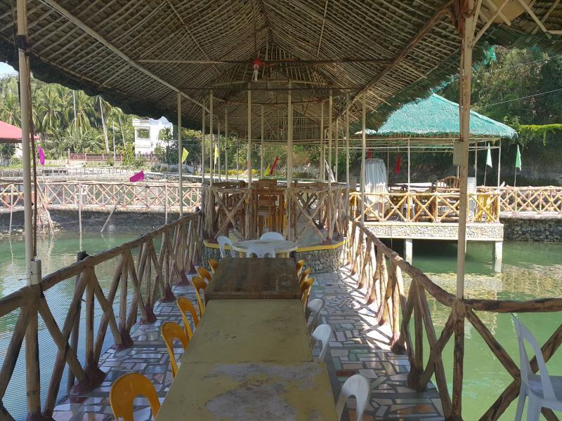 Palangan Bayview Beach Resort Puerto Galera Exterior photo